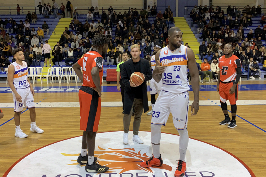 Marque au sol pour gymnase Montpellier